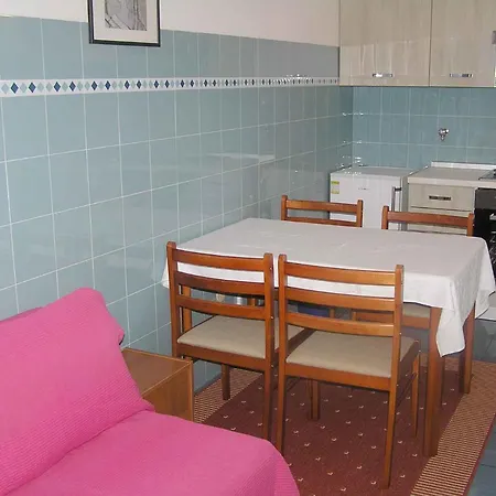 Διαμέρισμα Apartment Pula 29 *