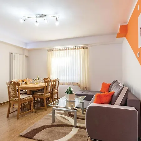 Διαμέρισμα Apartment Pula 29 *