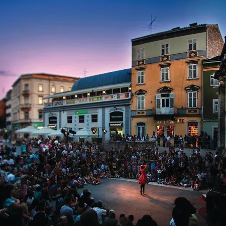 Apartment Pula 29 Διαμέρισμα Πούλα