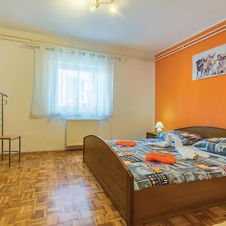 Apartment Pula 29 *